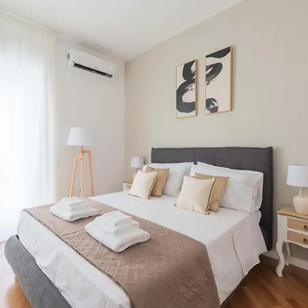 Suityrhome San Giovanni 11 Apartment