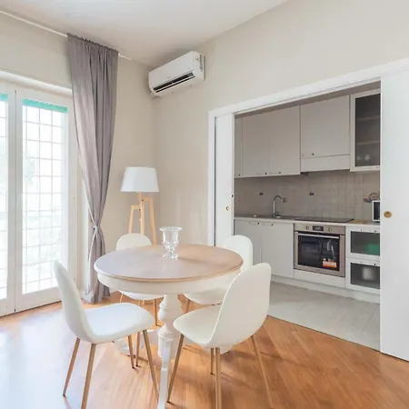 Suityrhome San Giovanni 11 Apartment *