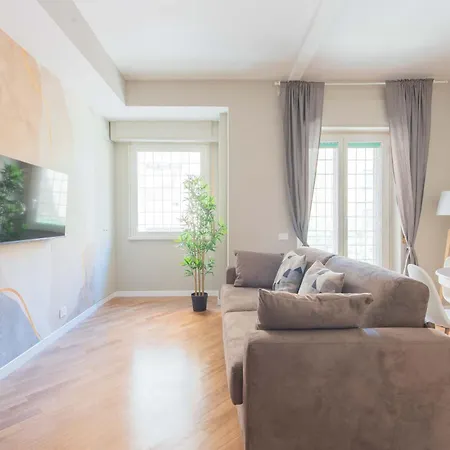 Suityrhome San Giovanni 11 Apartment *